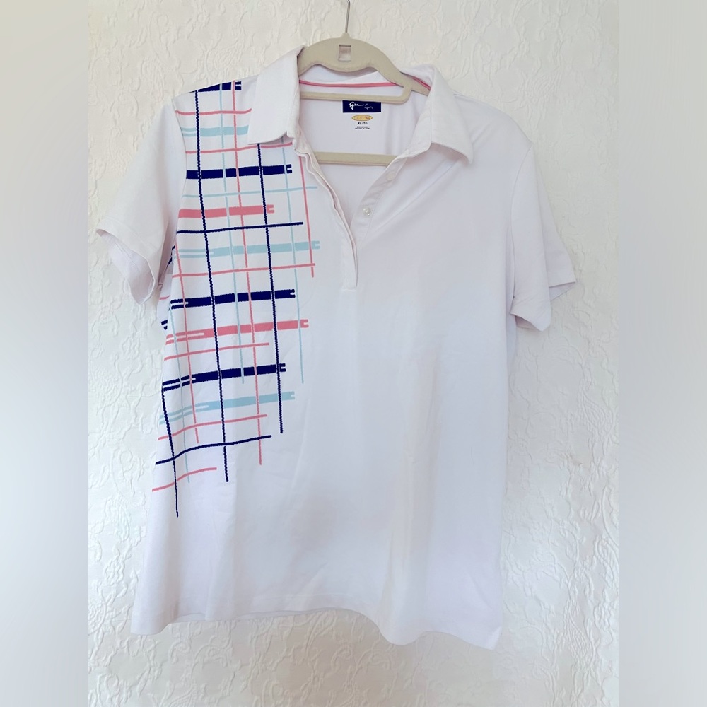 Greg Norman Women’s  White Top XL used . Check matching skort